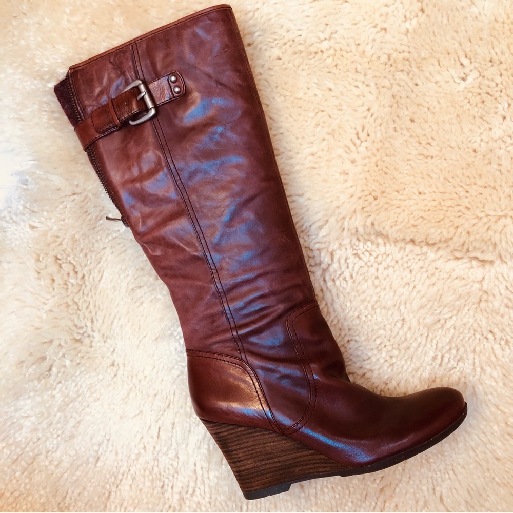 Naya Chestnut Leather Heeled Boots
